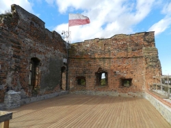 zamek Melsztyn1