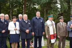 Czytaj więcej: Pamięć o poległych i pomordowanych mieszkańcach Jamnej wciąż żywa