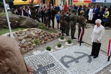  Odsłonięcie pomnika ku czci kpt. "Salwy"