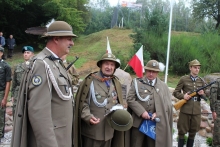  Odsłonięcie pomnika ku czci kpt. "Salwy"