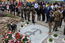  Odsłonięcie pomnika ku czci kpt. "Salwy"