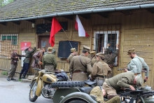  Odsłonięcie pomnika ku czci kpt. "Salwy"